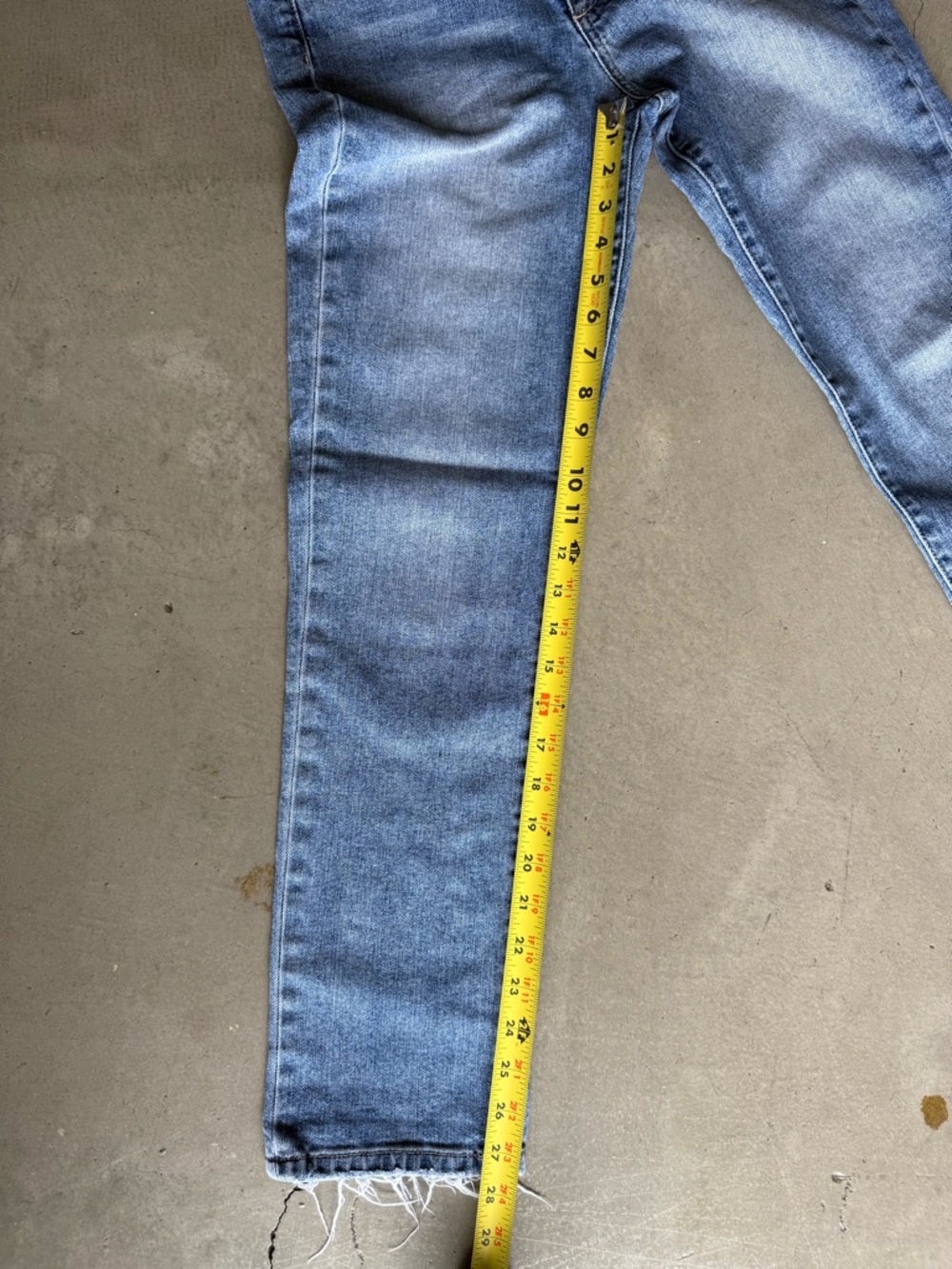 Joe’s Jeans / Mid Rise Straight Raw Hem / Light Wash - Picture 8 of 8